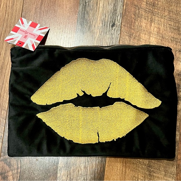 EMMA LOMAX (London) Lips Embroidered Velvet Cosmetic Pouch NWT - Picture 3 of 7
